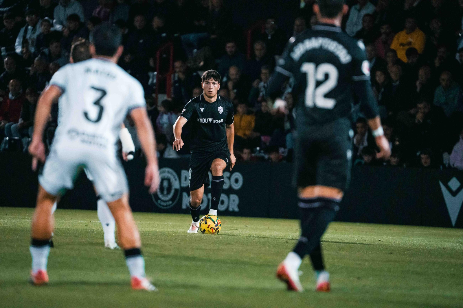 Bonini fue amonestado según el acta arbitral por "derribar de forma temeraria a un contrario"