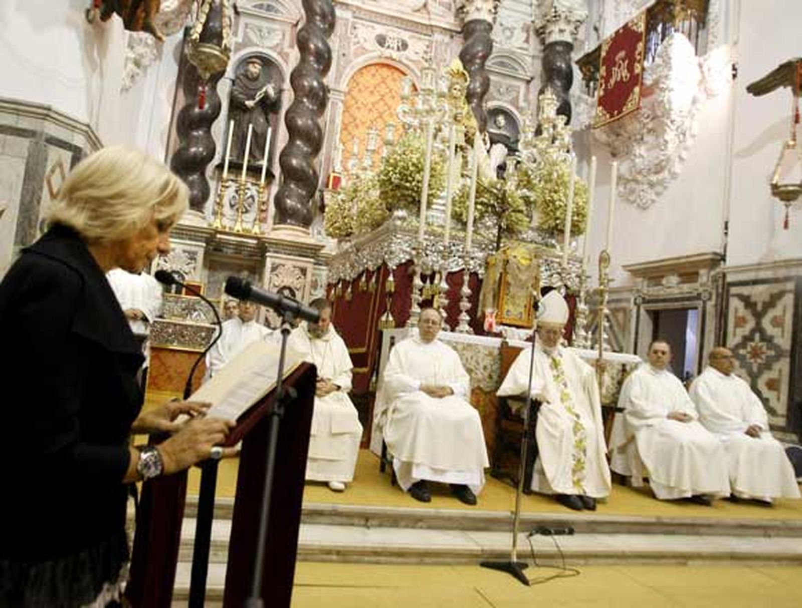 Cádiz celebra el día grande de su Patrona