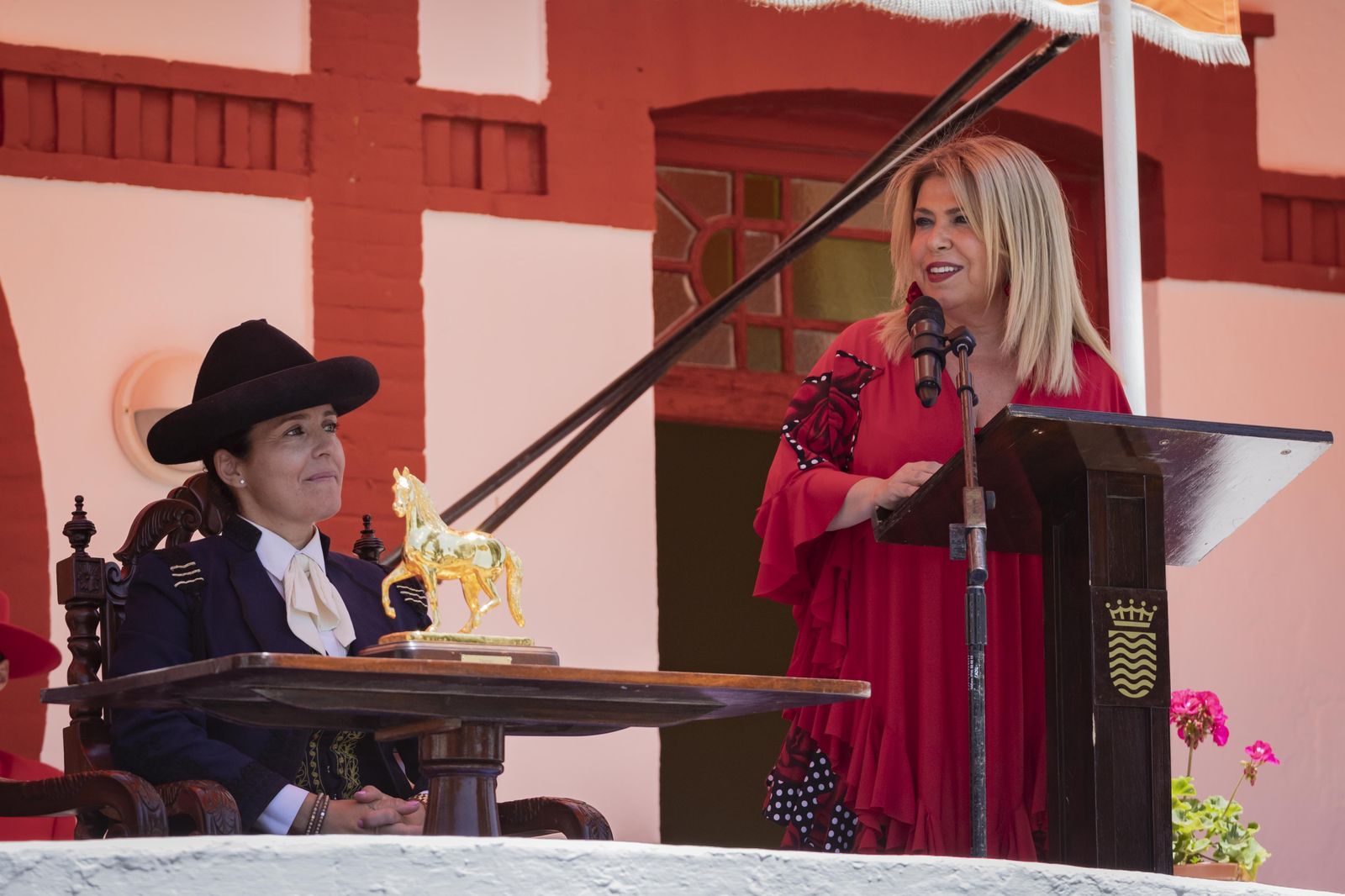 Belén Bautista recibe en Sementales el Caballo de Oro 2022