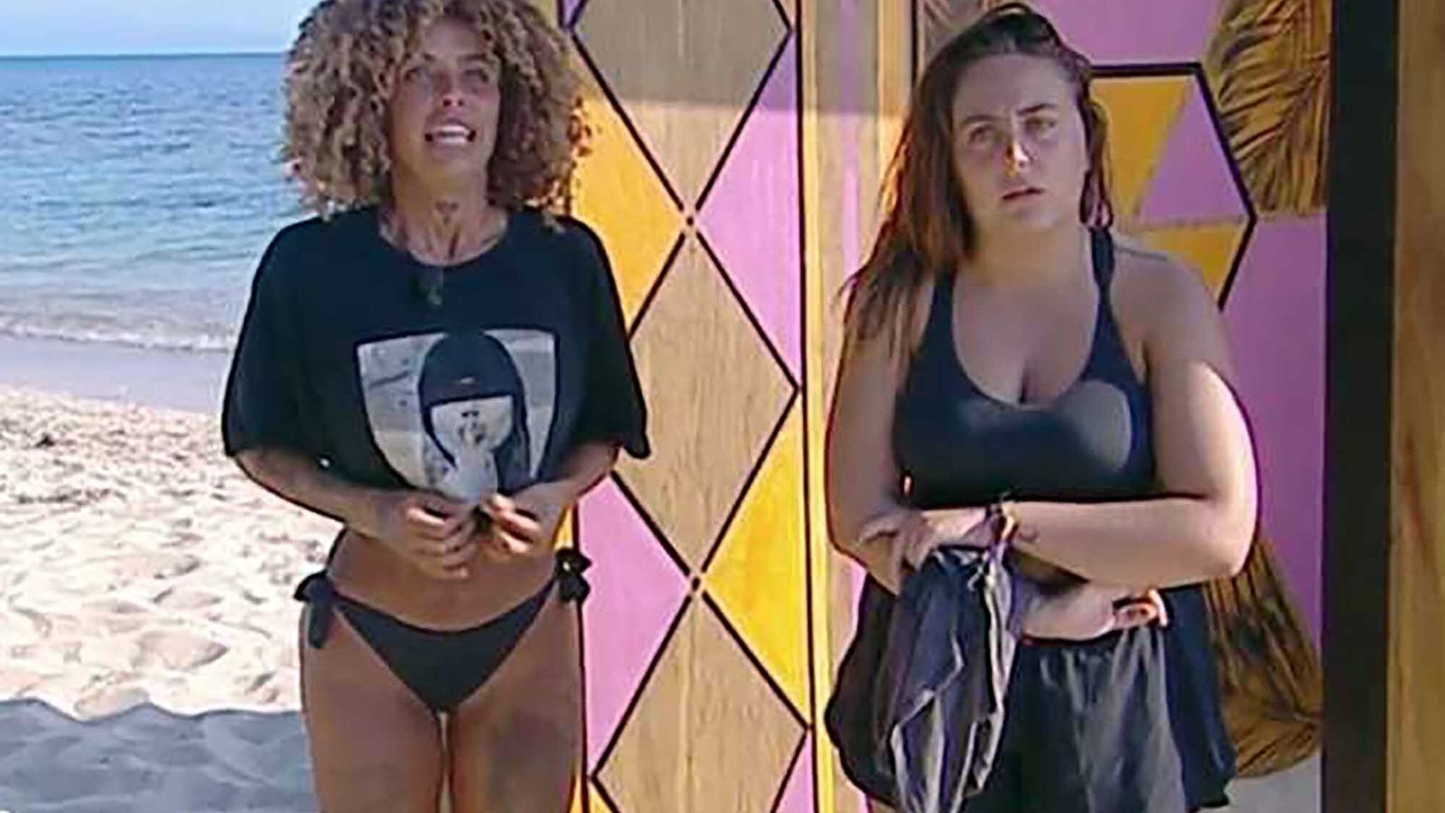 Rocío Flores y Yiya, en un momento del programa.