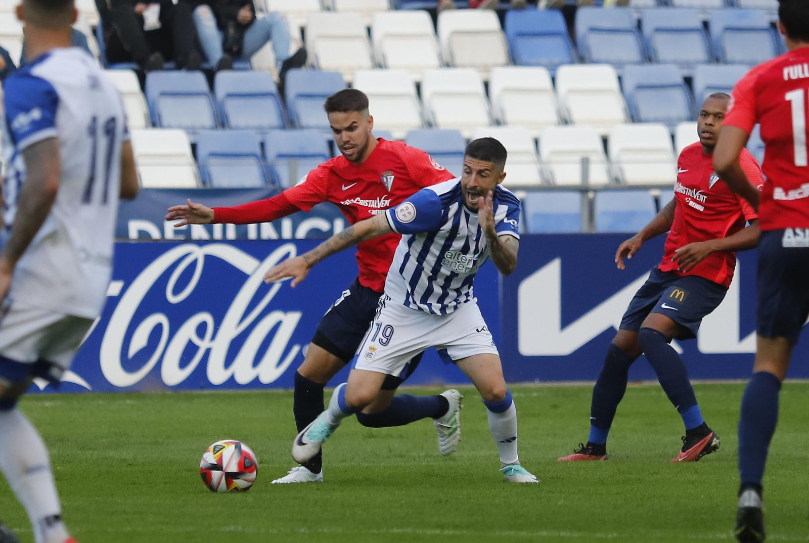 Imágenes del encuentro entre el Recreativo Huelva y el San Fernando