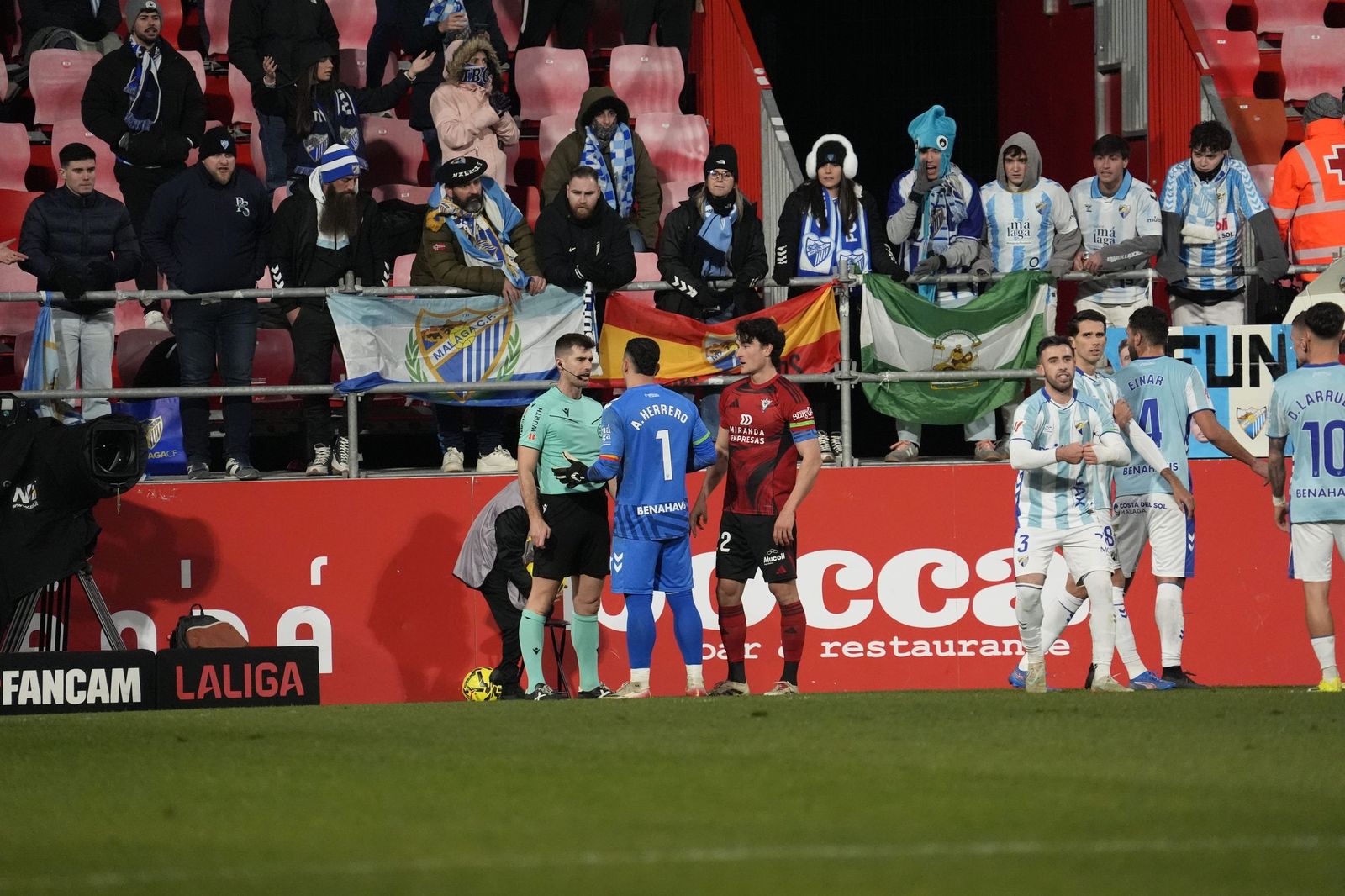 El Mirandés-Málaga CF, en fotos