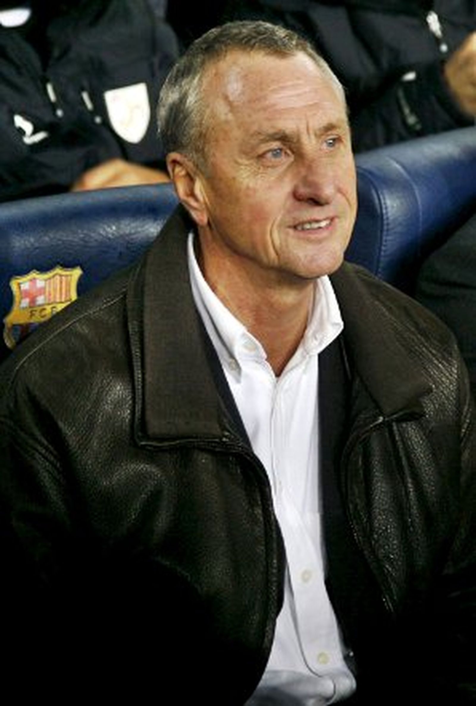 Cruyff: "El dedo de Mourinho es de impotencia y de prepotencia"