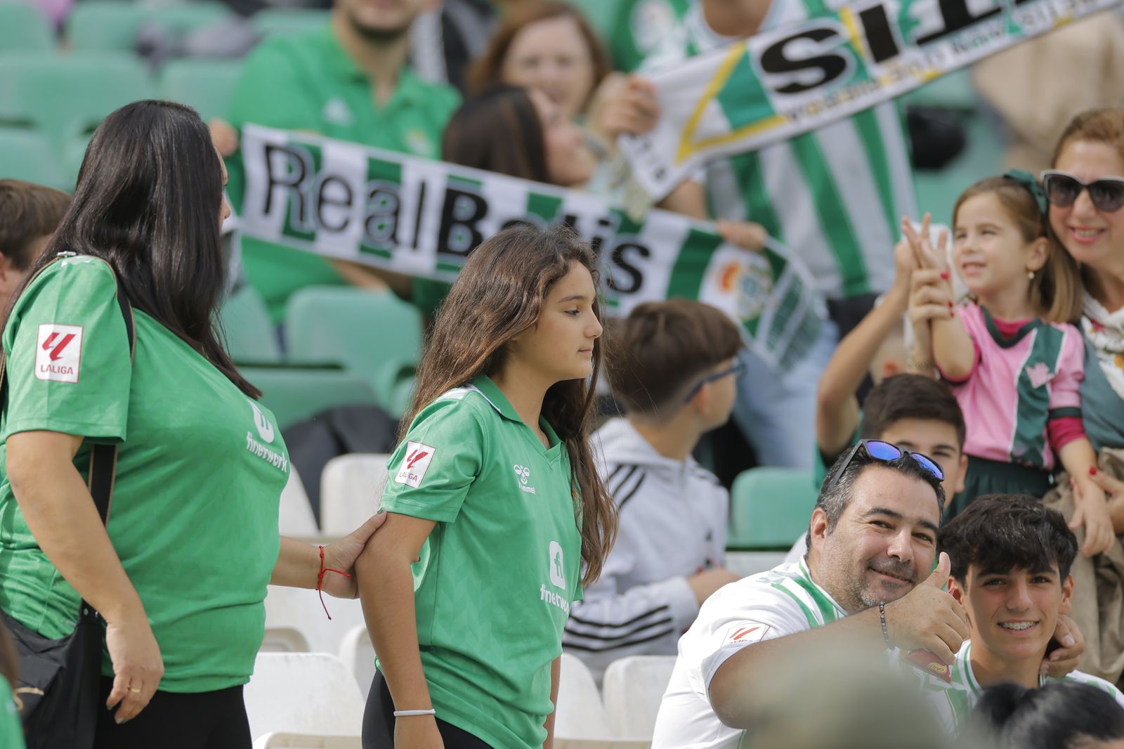 Búscate en las fotos del Betis-Osasuna