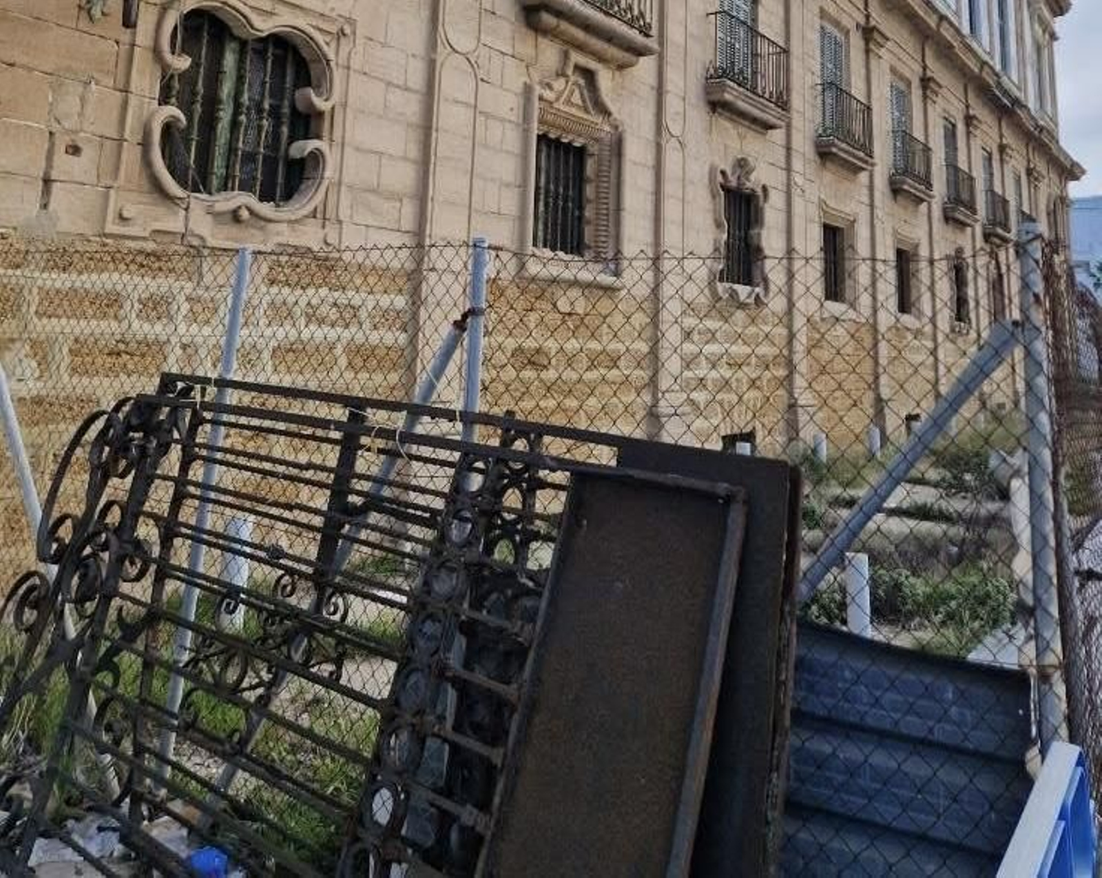 El abandono de Valcárcel