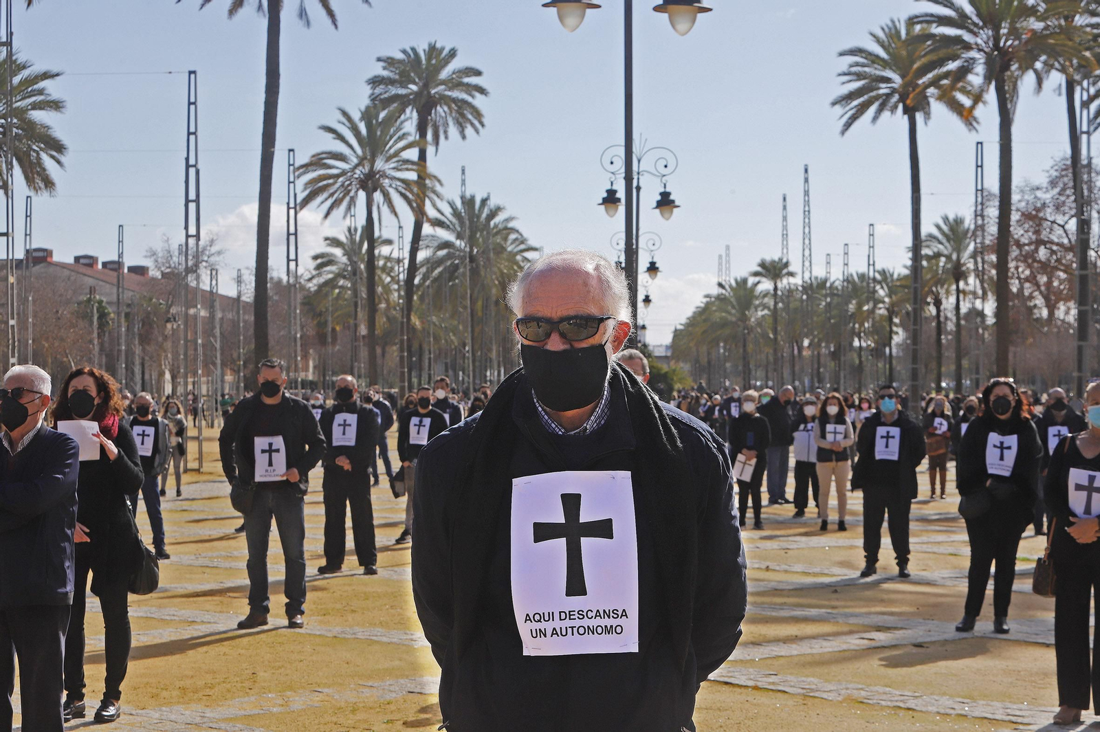 Contentración de los autónomos en el González Hontoria.