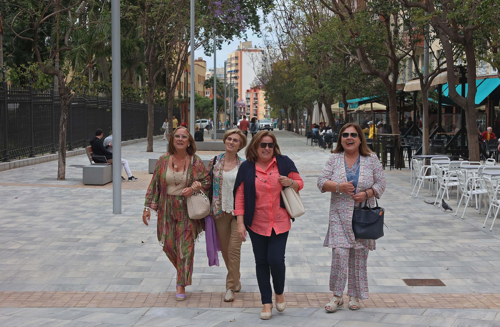 La apertura peatonal de la avenida Capitán Ontañón de Algeciras, en imágenes