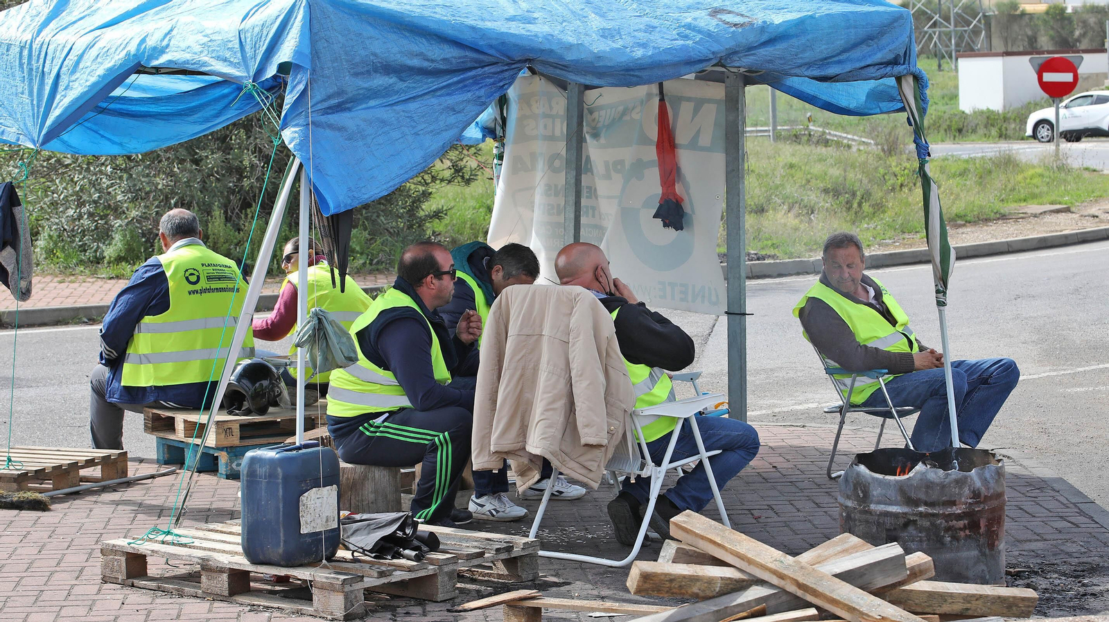 Siguen los paros de los transportistas de Plataforma en Jerez