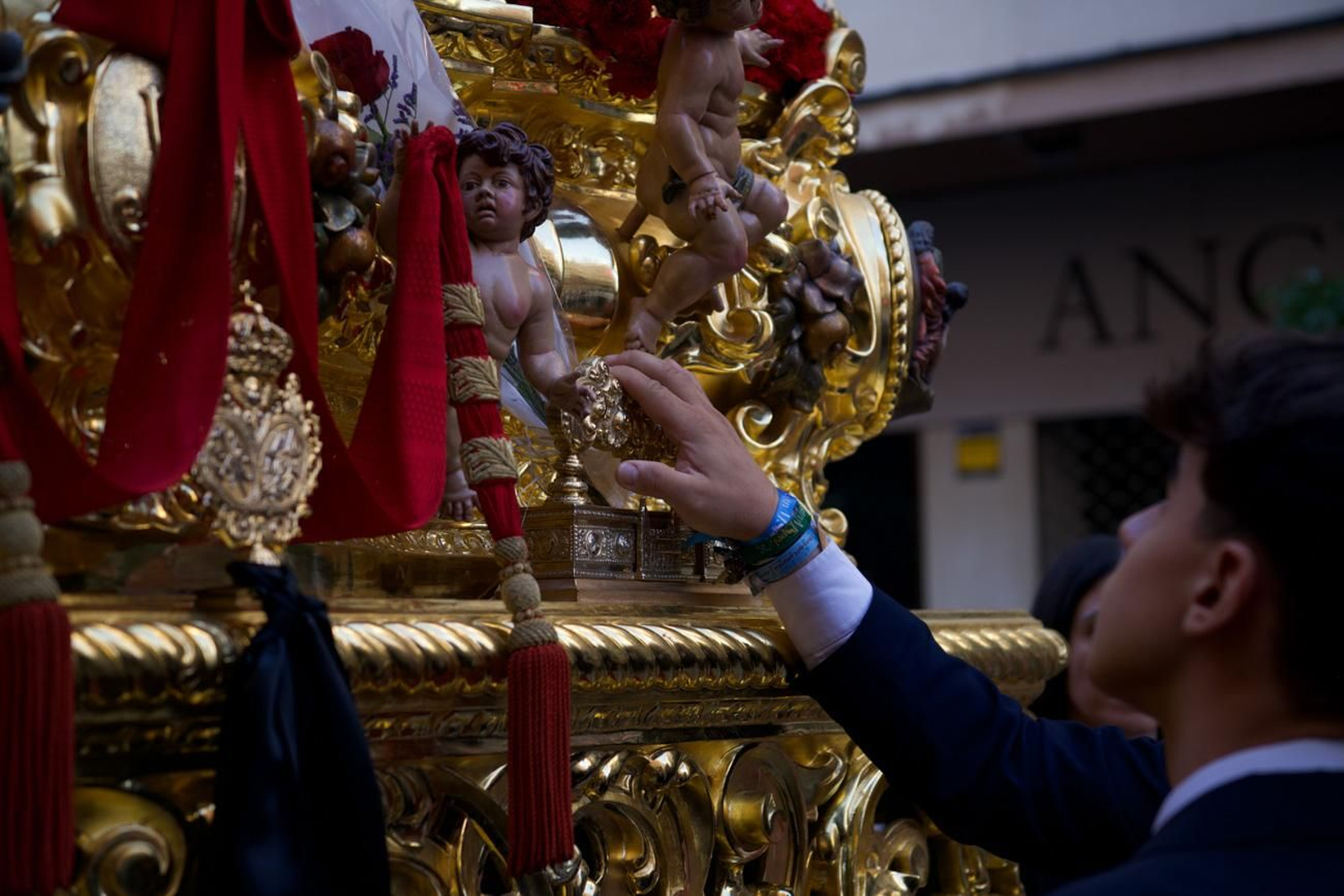 El Abuelo abre el camino de la histórica Magna en Jaén