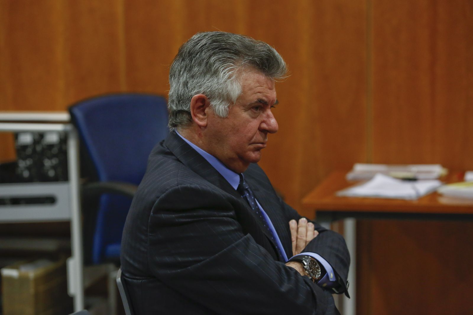 Juan Antonio Roca, en el banquillo.