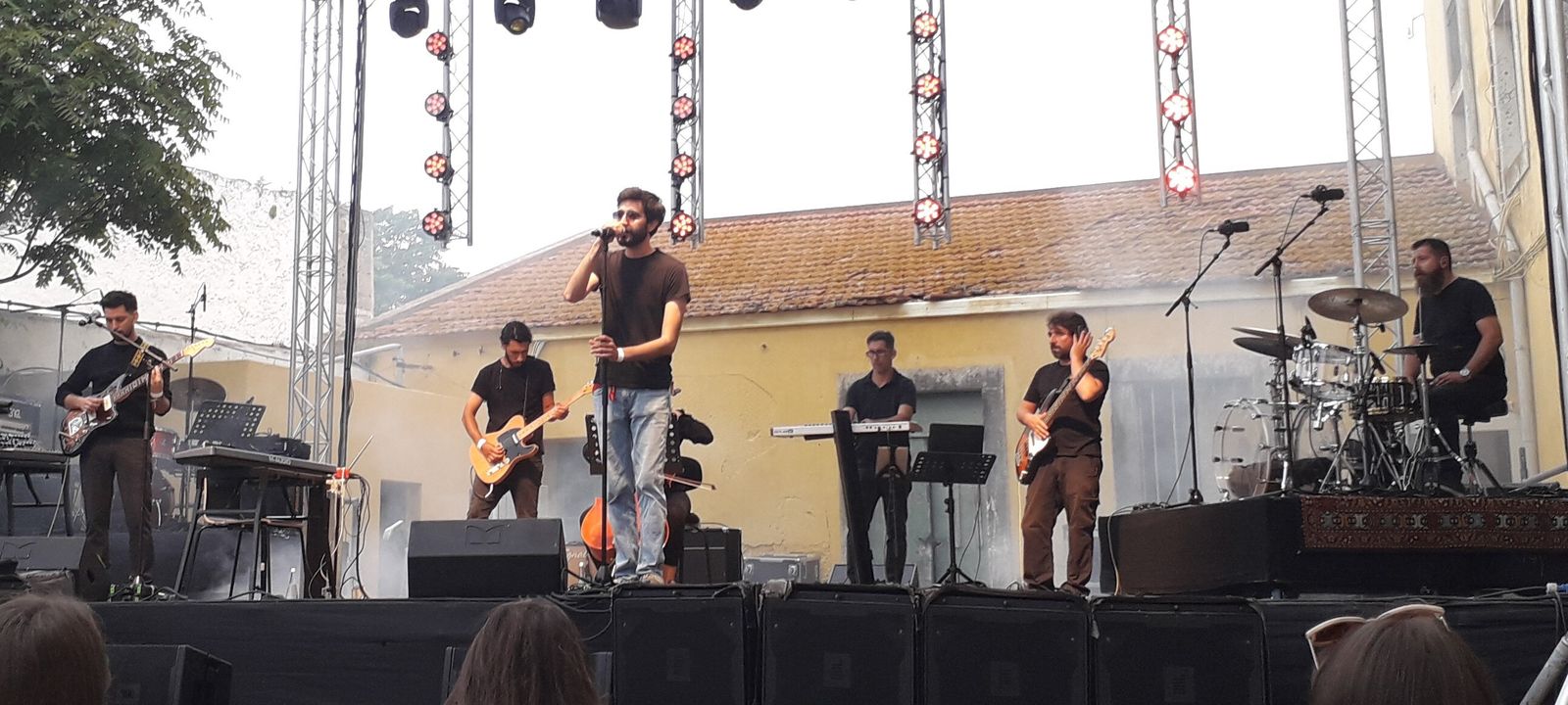 La banda Riding a meteor, durante su actuación en el escenario Fábrica, este martes.