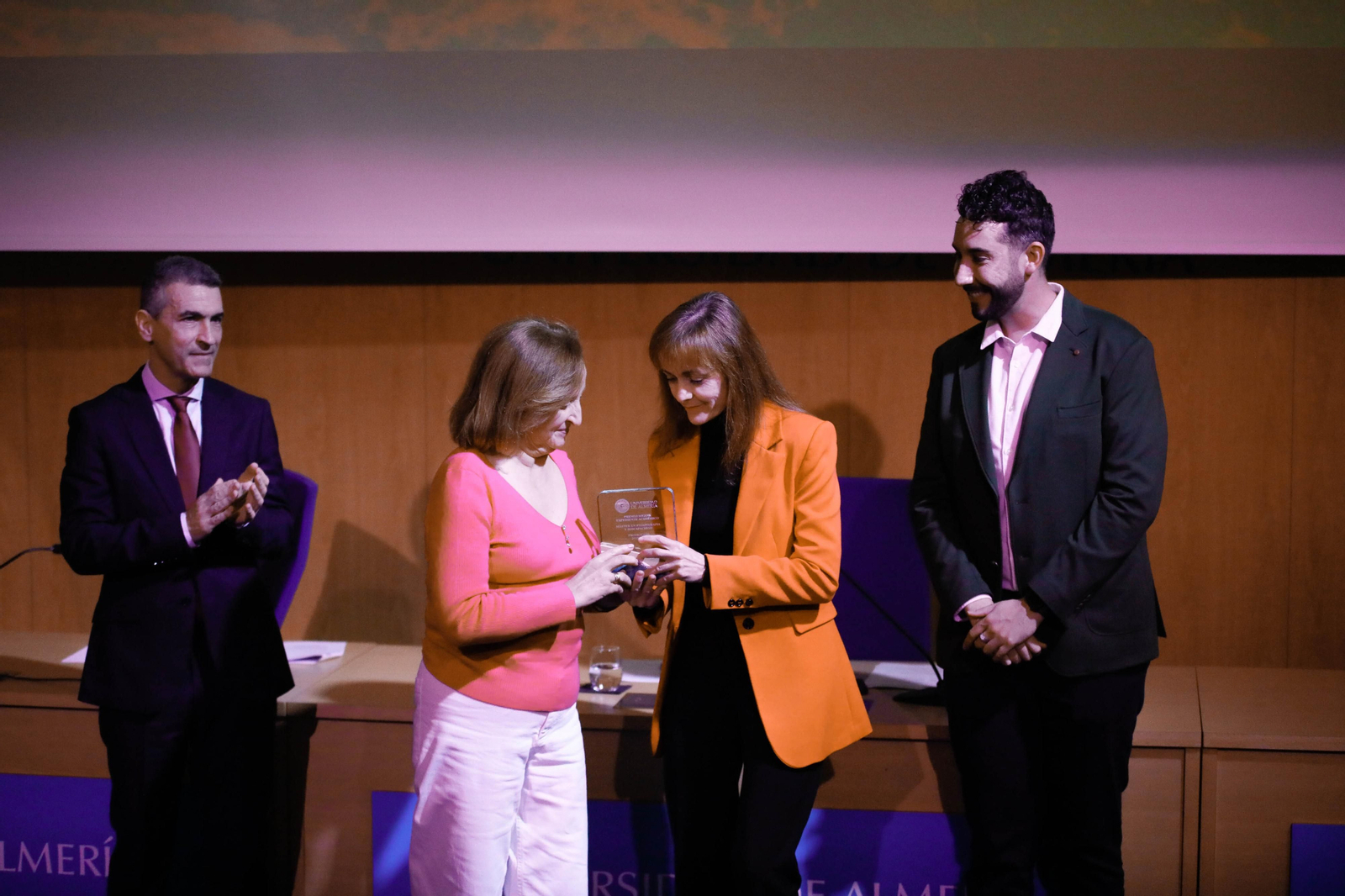 Entrega de distinciones en Salud UAL, en imágenes