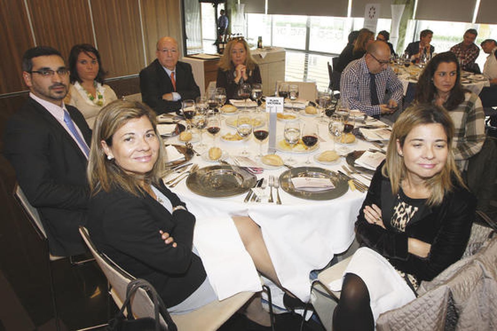 Eva Mota, Pedro Serrano, Silvia Muñoz, Juan Macías Toledo, de Supermercados Cádiz, Adela Fernández, Antonio Barreda, Paula Conesa y María del Mar Mota. 

Foto: Julio Gonzalez, Lourdes de Vicente y Joaquin Pino