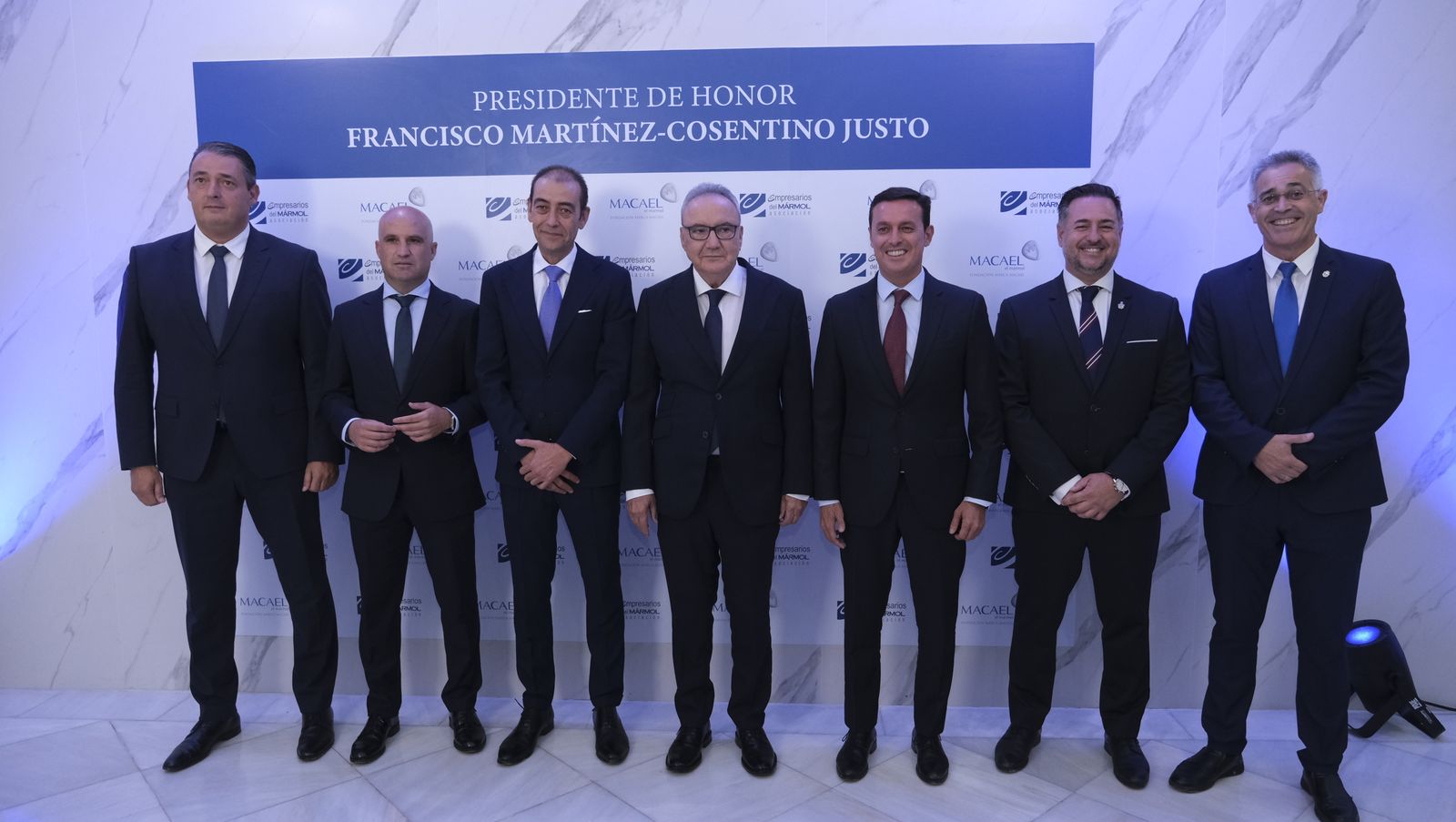 Imágenes del reconocimiento  como Presidente de Honor de la Asociación de Empresarios del Mármol, Francisco Martínez Cosentino