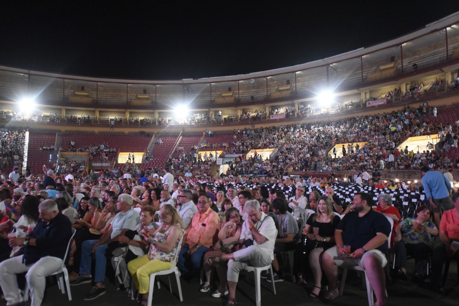 Concierto de Raphael en la plaza de toros de Córdoba