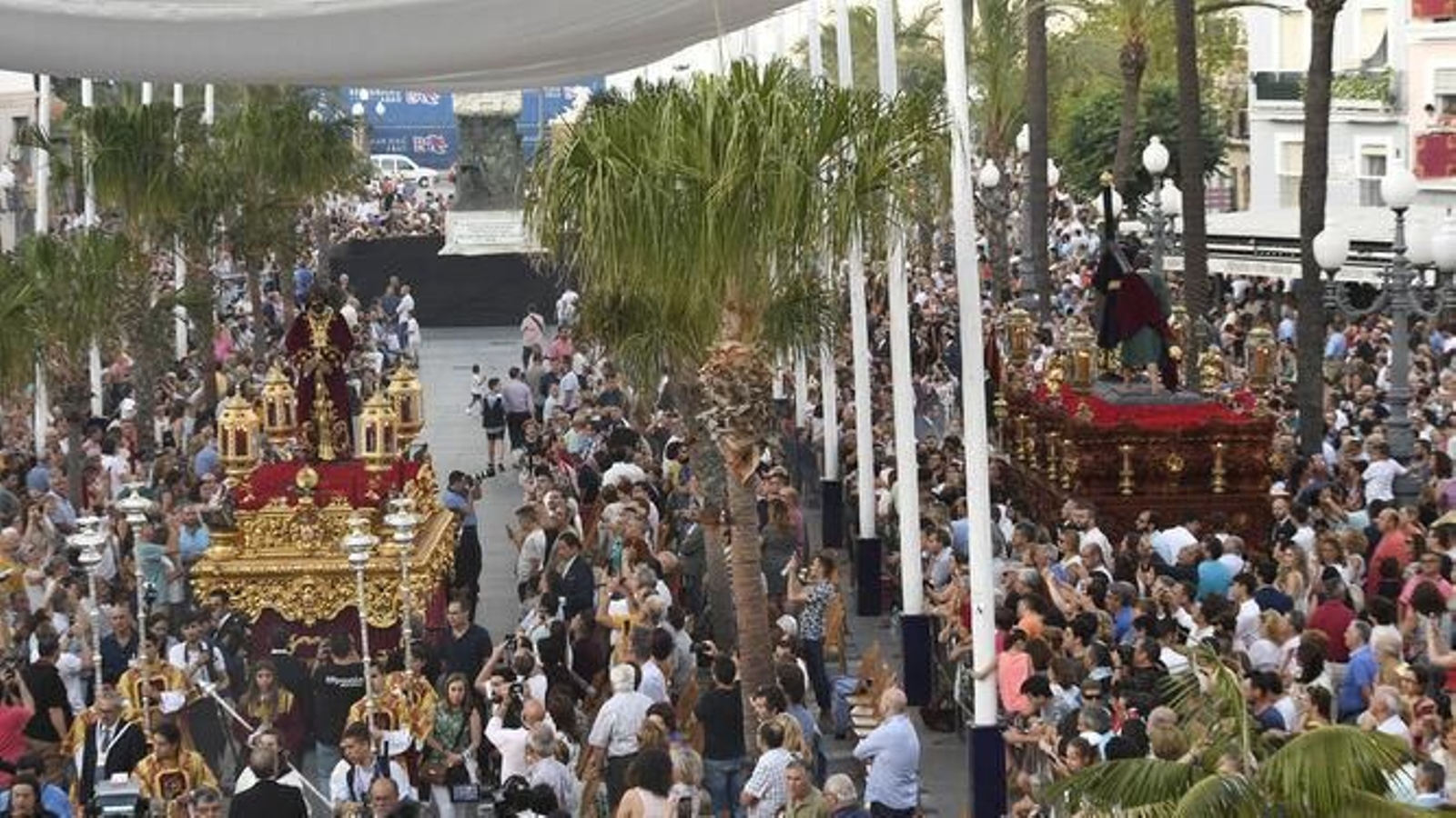 Las procesiones magnas en el Cádiz del siglo XXI