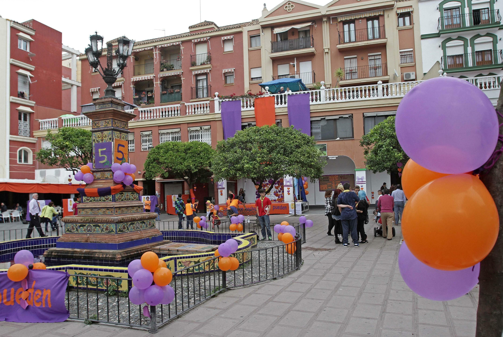 La plaza Cruz Herrera, donde hay varios pubs