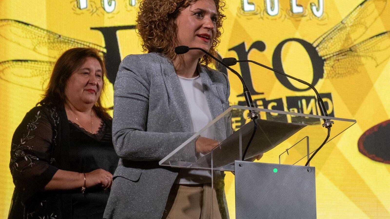 María Eugenia Limón, presidenta de la Diputación, durante el acto de presentación de las  programaciones del Festival Castillo de Niebla y del Foro.