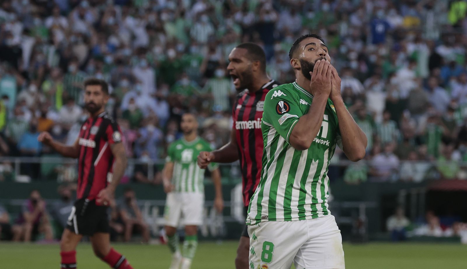 Las imágenes del Betis contra el Bayern Leverkusen