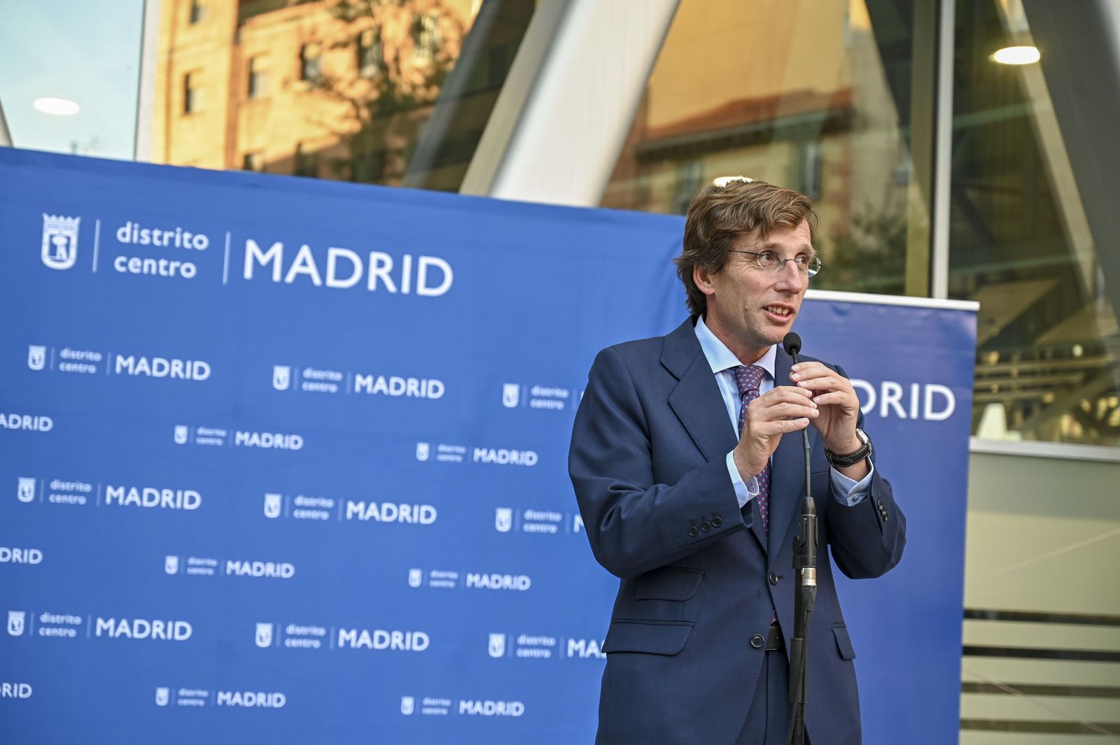 José Luis Martínez Almeida, durante la inauguración de un centro deportivo