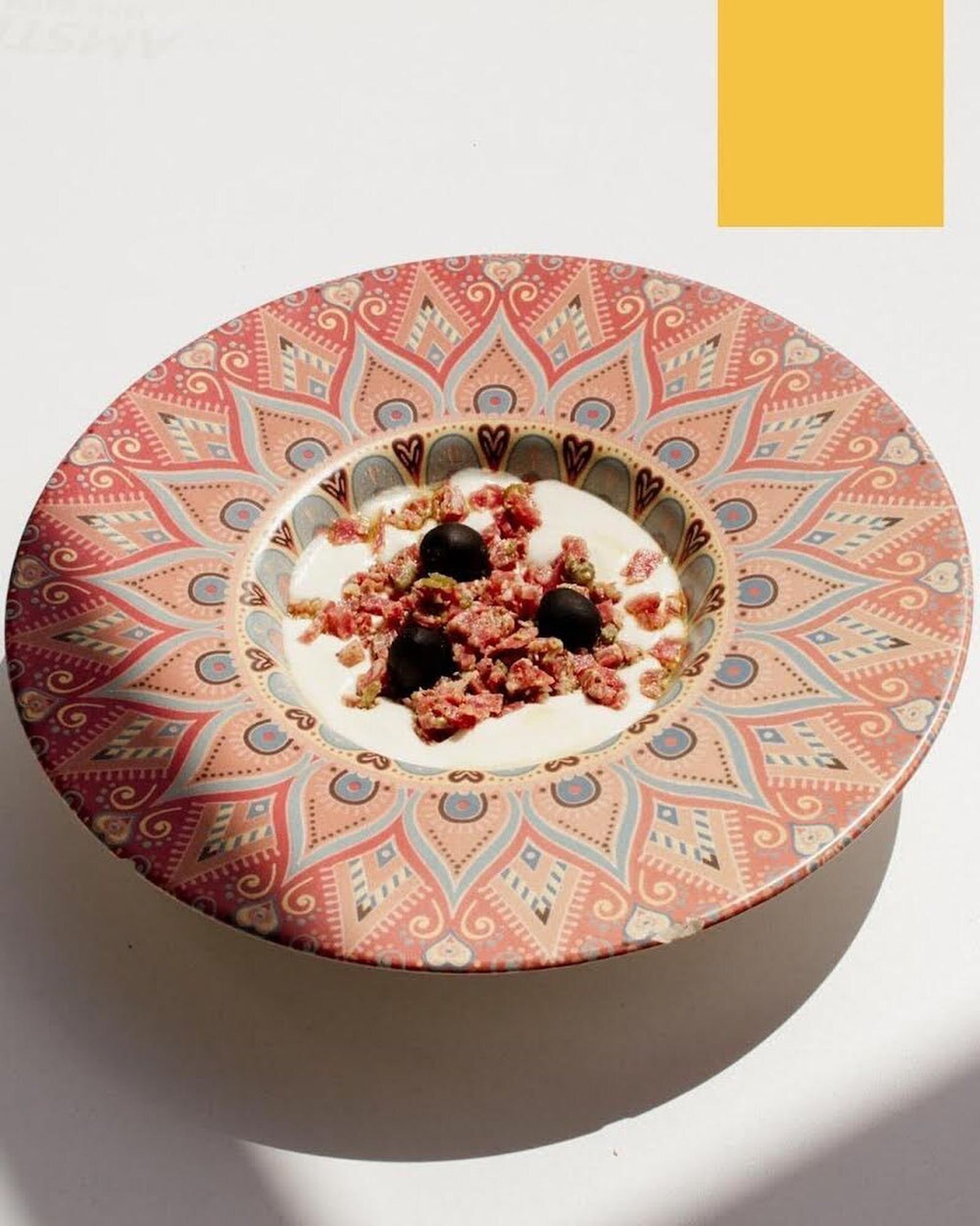 Mazamorra con tartar de salchichón