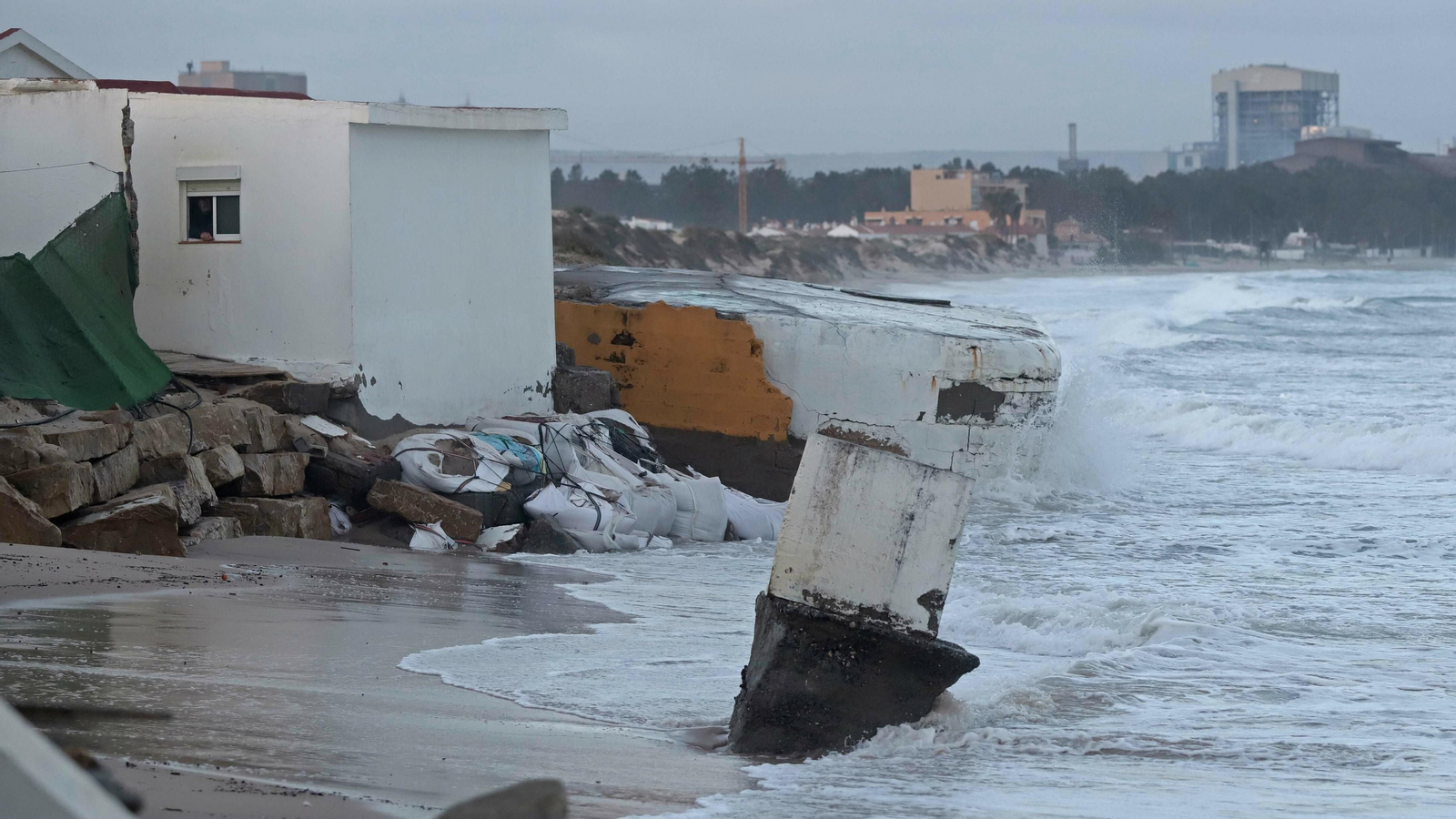 Temporal de levante en Algeciras en imágenes