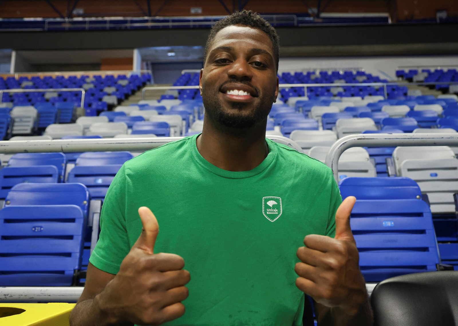 Melvin Ejim posa para 'Málaga Hoy'.