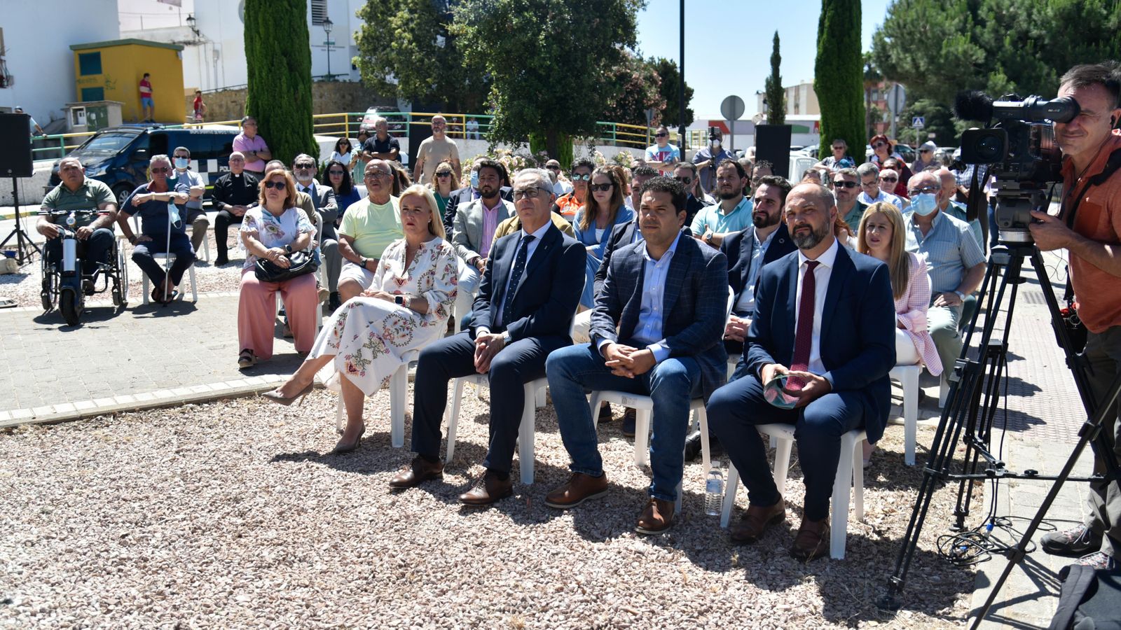 Fotos del homenaje en Los Barrios en recuerdo a las víctimas de la Covid-19