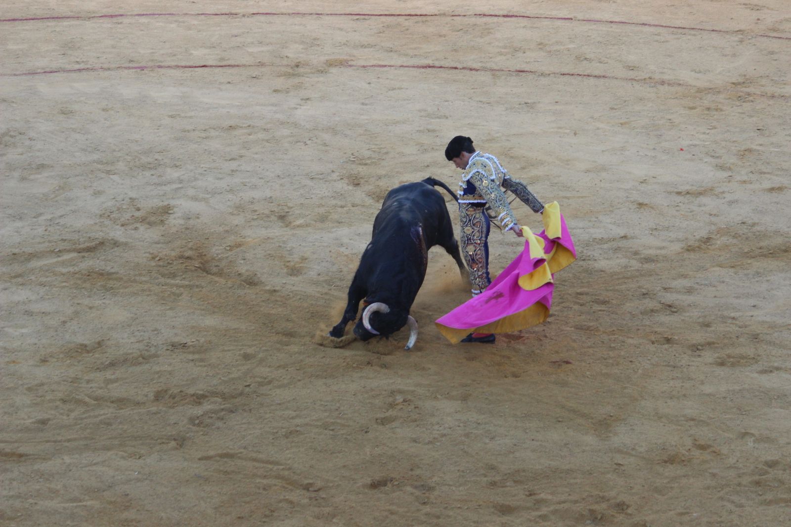 Miranda firma un debut de tronío en Zalamea