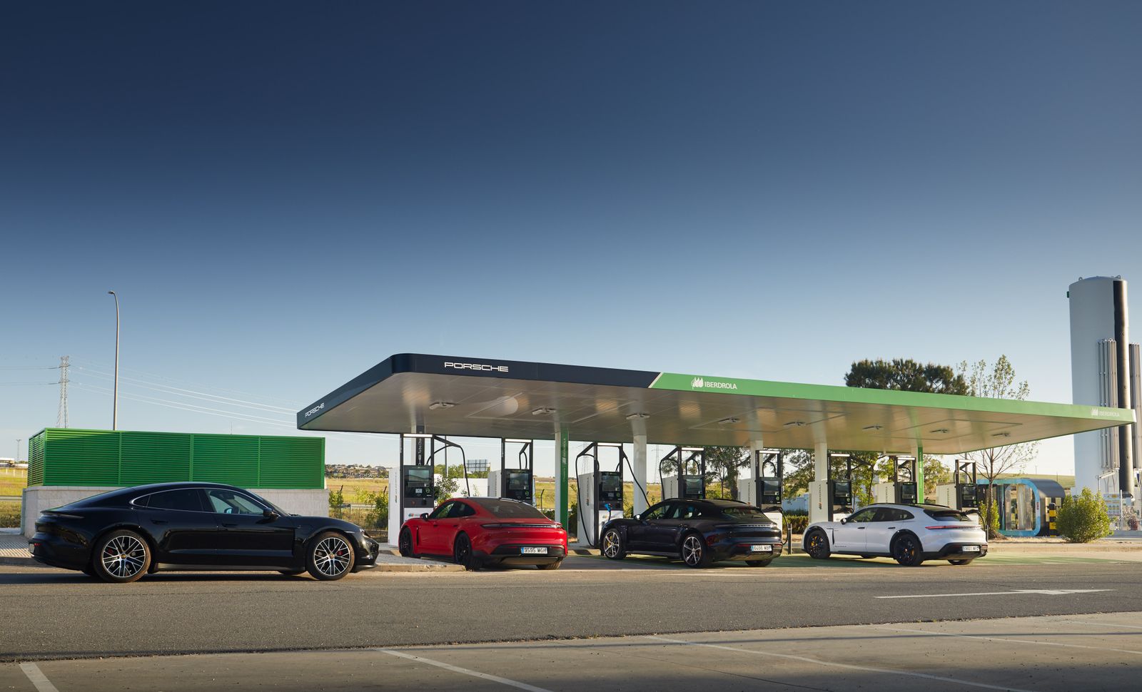 Porsche Ibérica estrena su infraestructura de carga ultrarrápida número 75