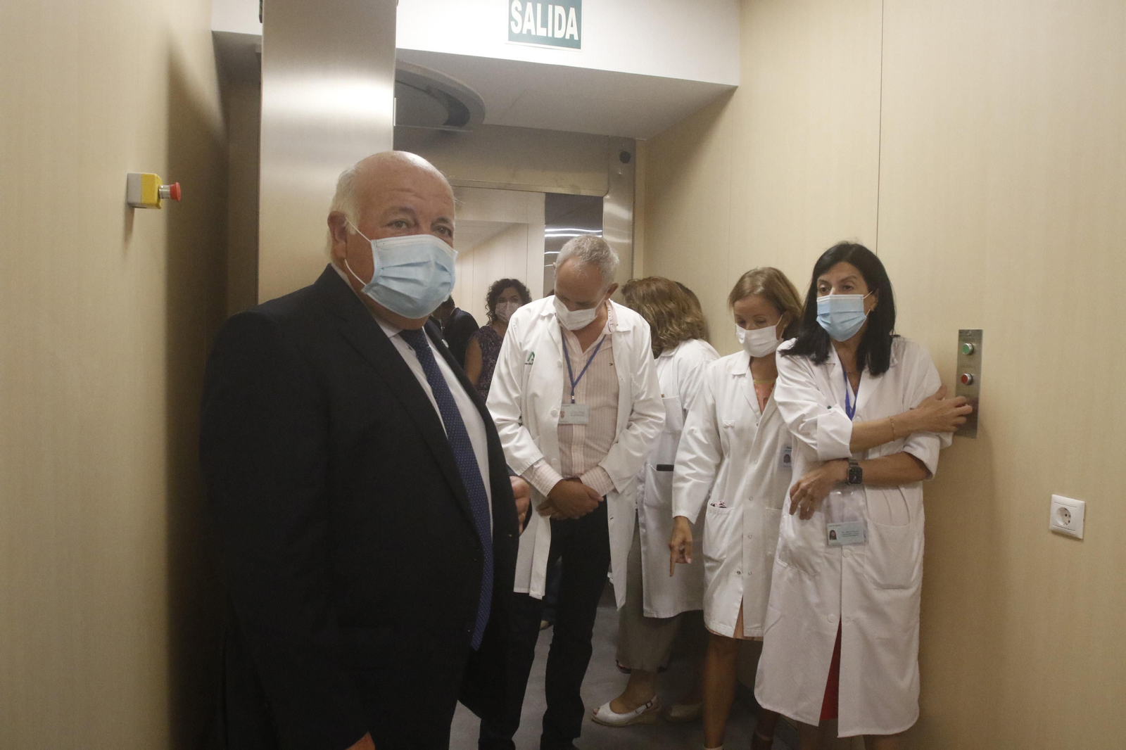 Visita el Hospital de Día de Infecciosos y el nuevo Acelerador Lineal de Electrones de Córdoba