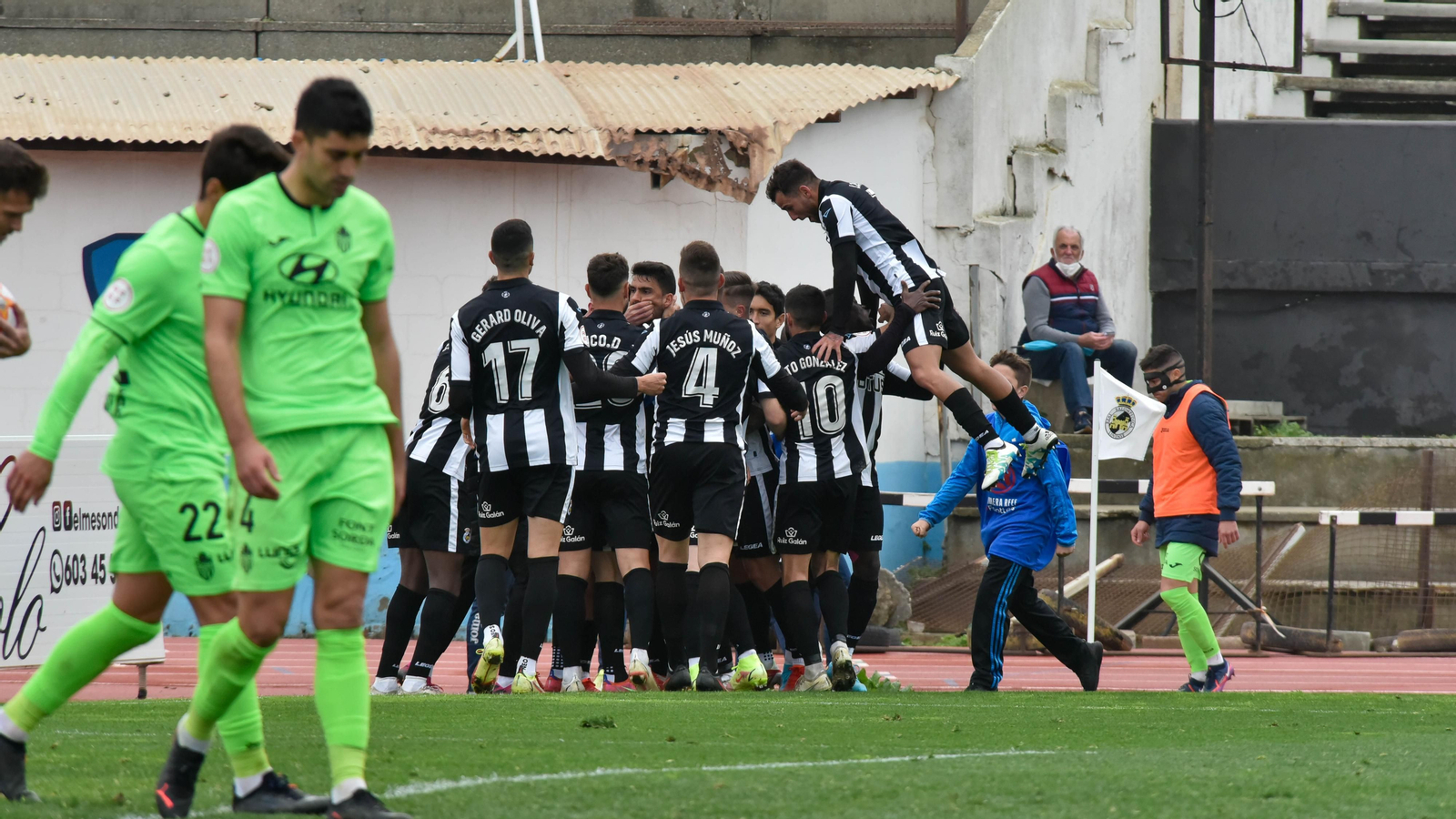 Las fotos de la victoria de la Balona sobre el Atlético Baleares (1-0)