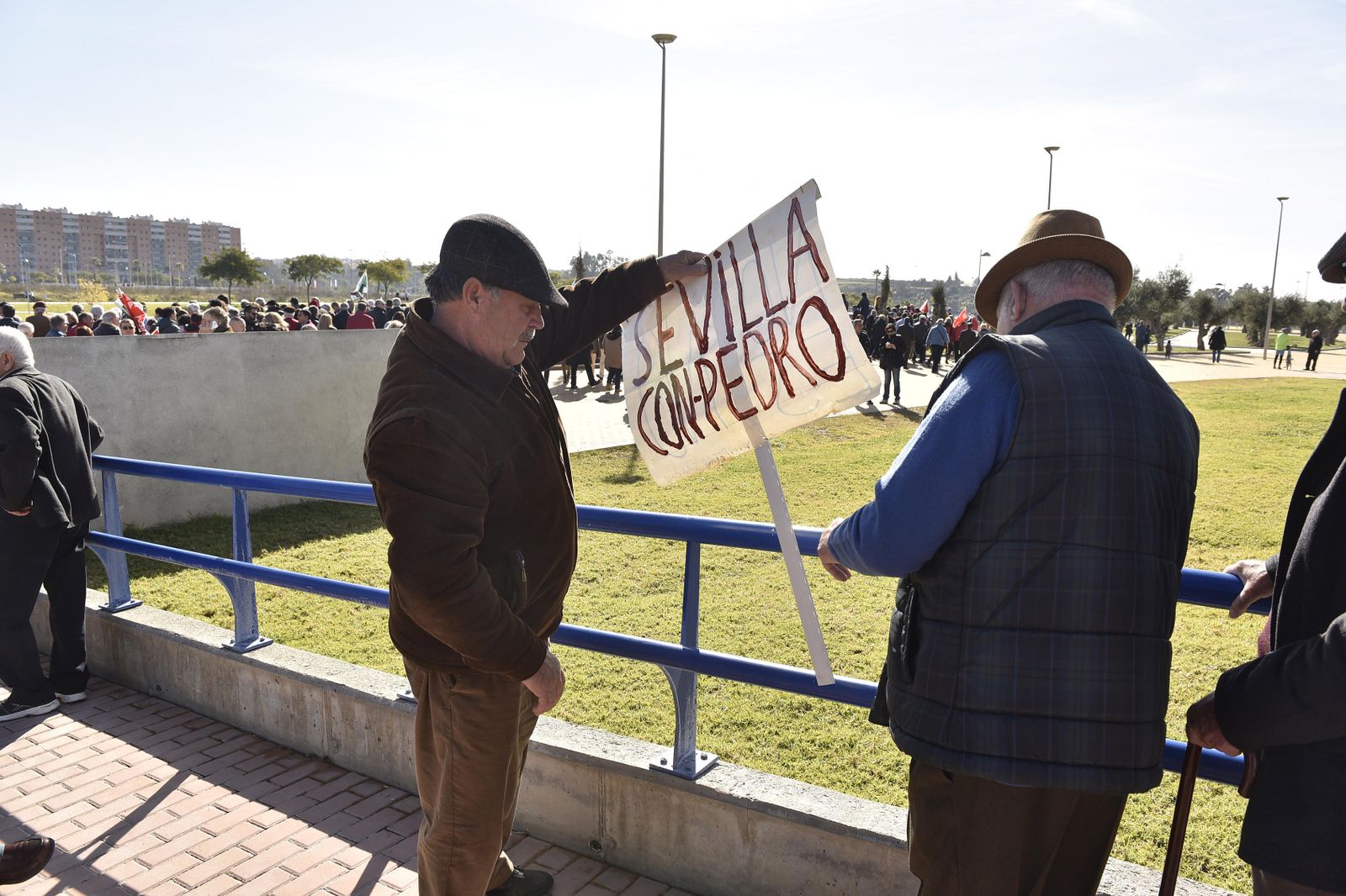 Las imágenes del acto de Pedro Sánchez en Dos Hermanas