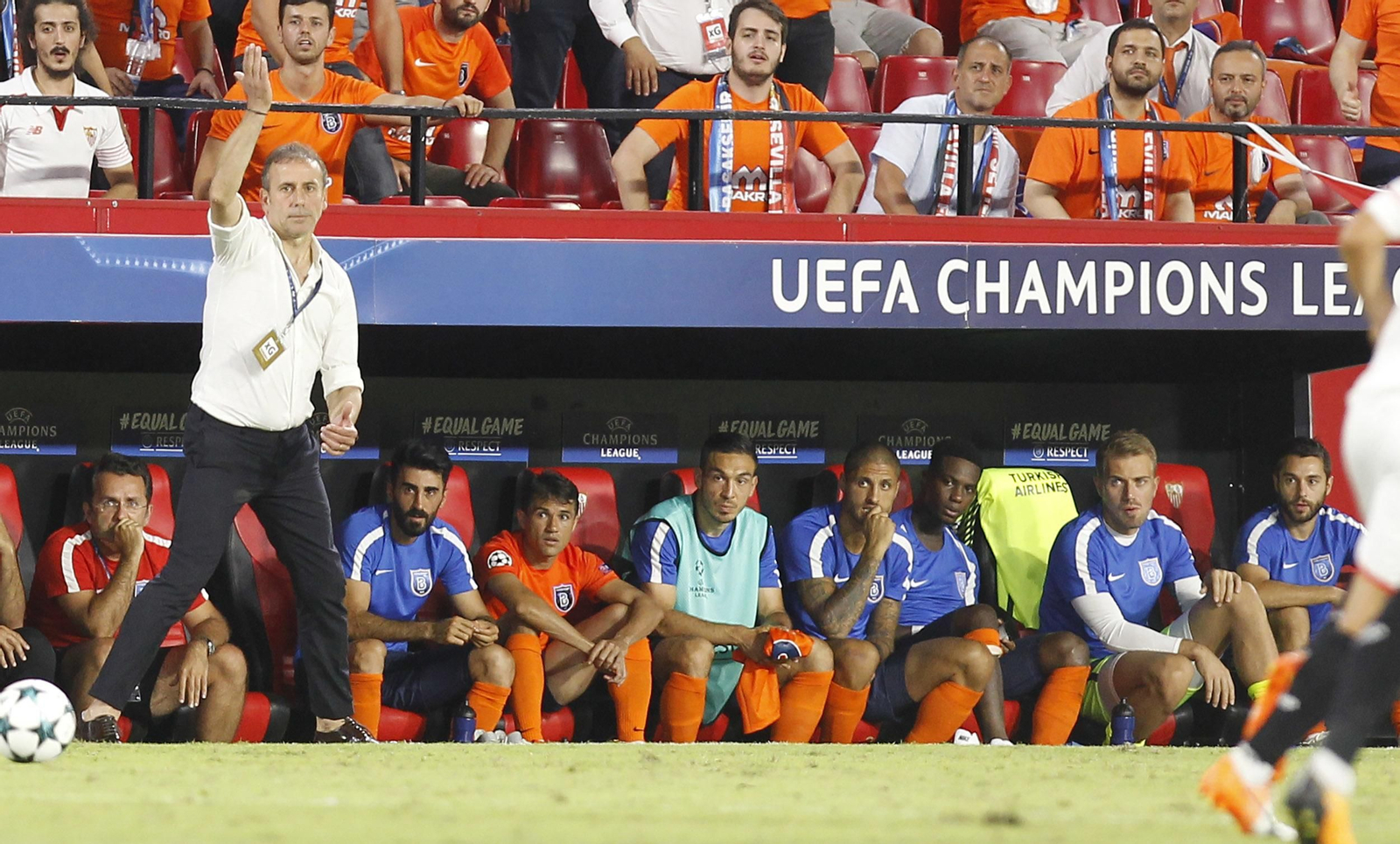 Las imágenes del Sevilla-Basaksehir