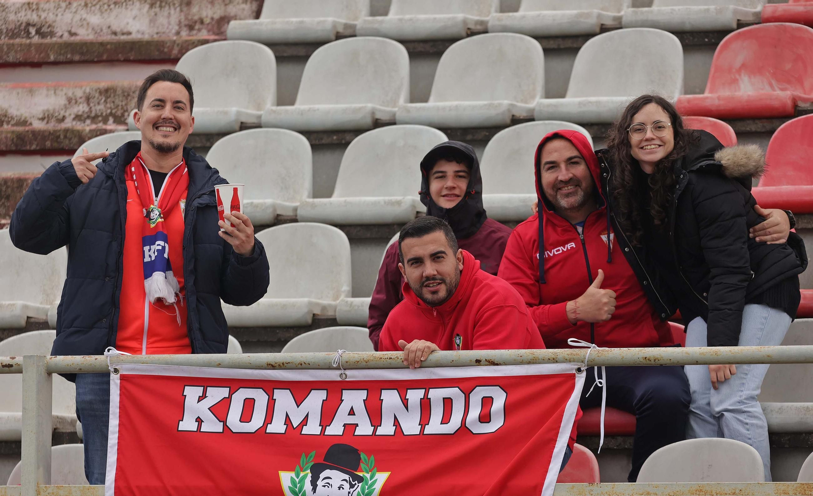 Búscate en el Nuevo Mirador durante el Algeciras CF - Ibiza de Primera Federación