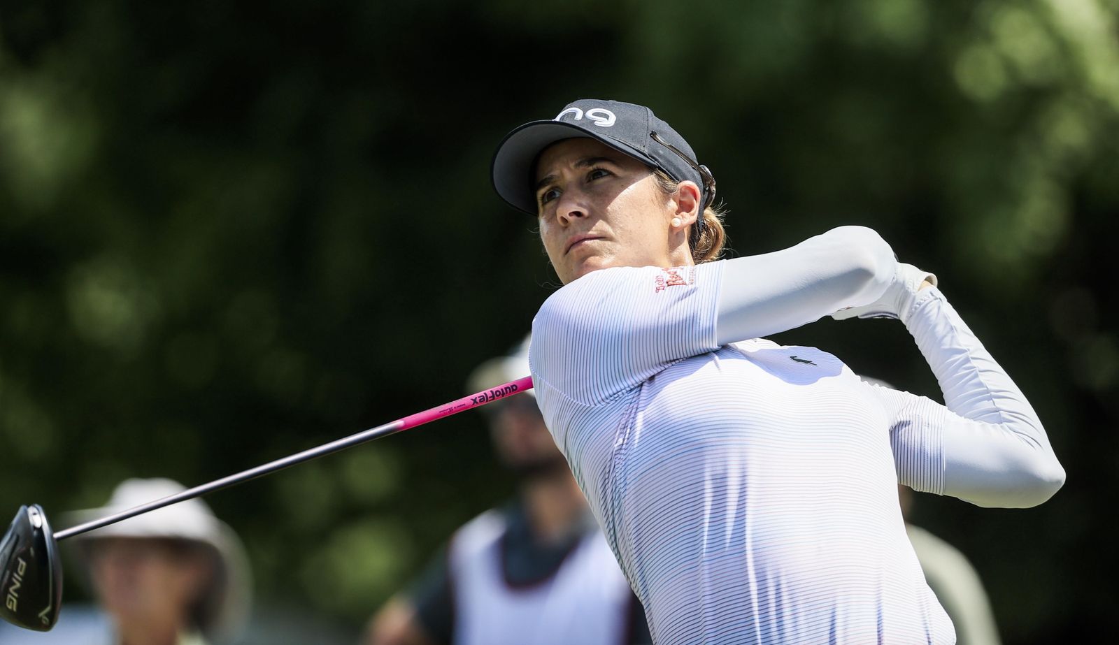 Azahara Muñoz golpea desde el tee.