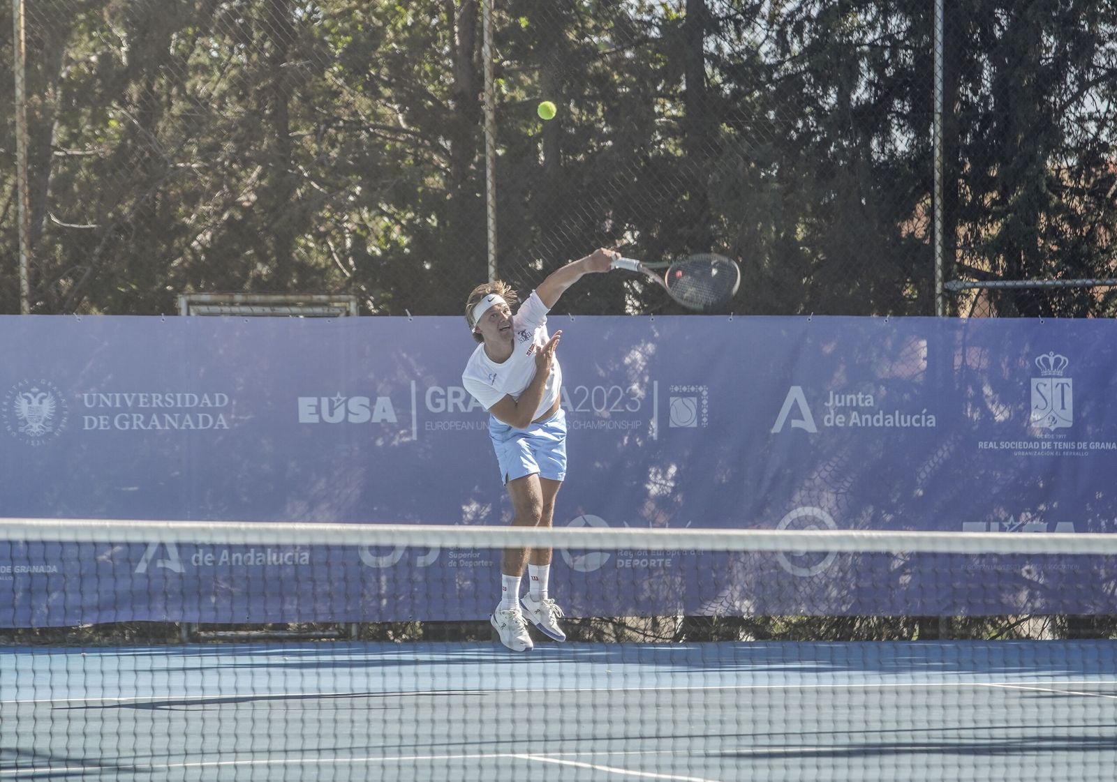 Las mejores imágenes de la primera jornada del Campeonato Europeo Universitario de Tenis