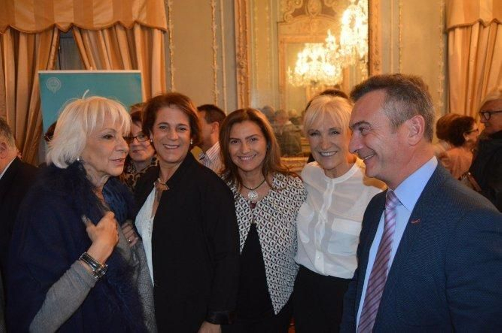 Teófila Martínez, Marta Dodero, María de los Ángeles Rodríguez, Susi Cigüela y Eduardo González Mazo.