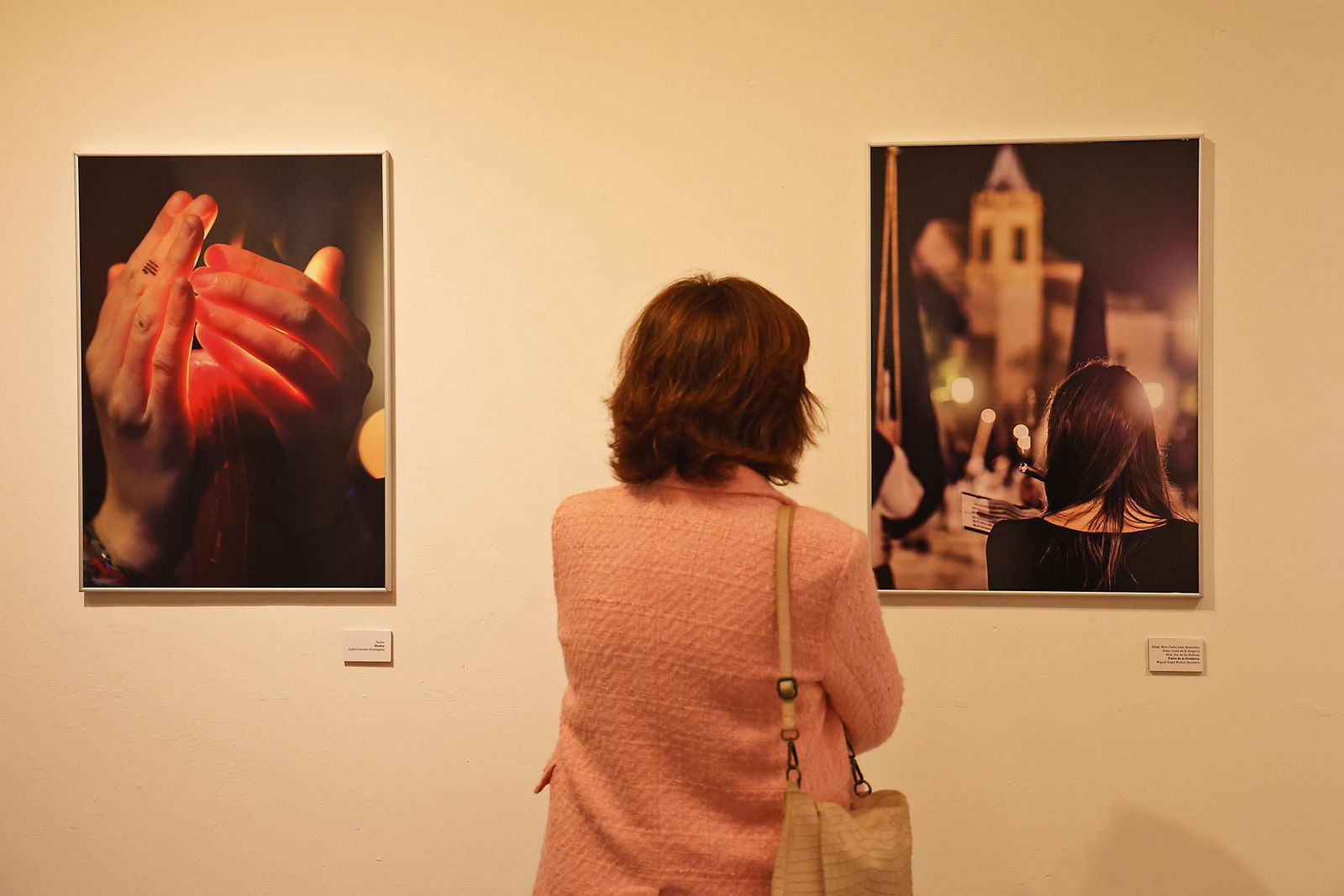 Inauguración de la Exposición de fotografías Huelva, provincia cofrade de Huelva Información en la Diputación de Huelva