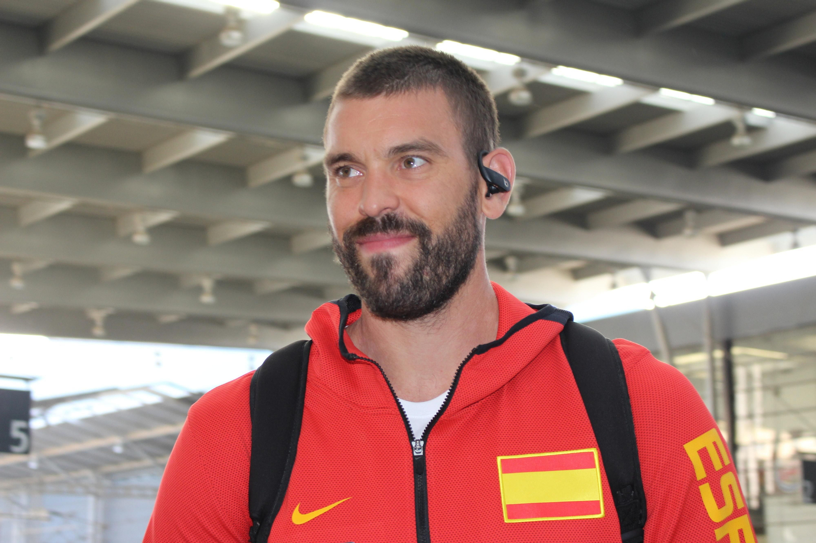 Las imágenes de la llegada de la selección española de baloncesto a Málaga