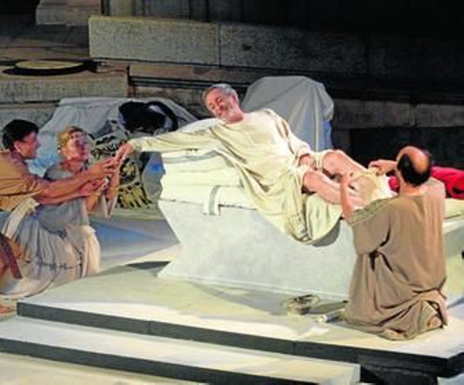 El malagueño Roberto Quintano interpretando 'Memorias de Adriano'.