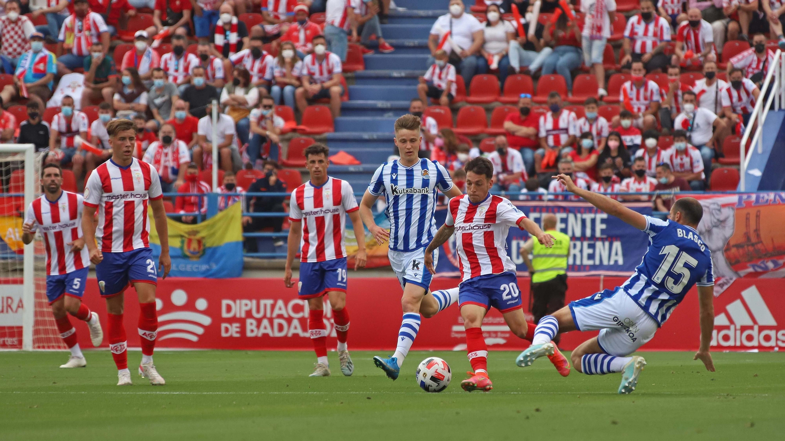 Las mejores fotos del Real Sociedad B - Algeciras CF