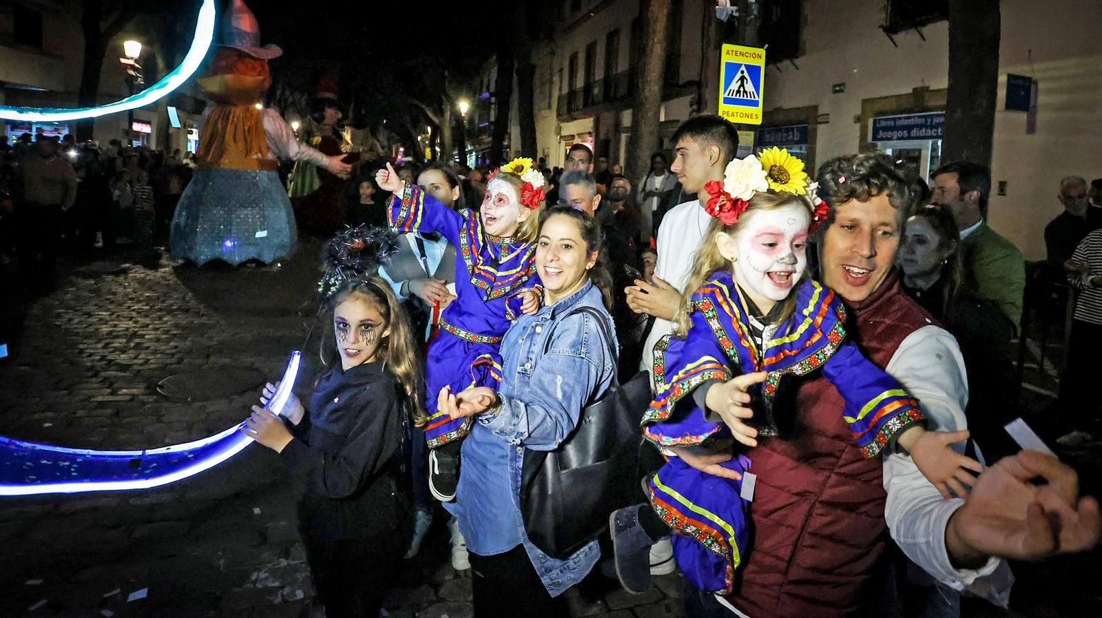 Búscate en la cabalgata de Halloween de Jerez