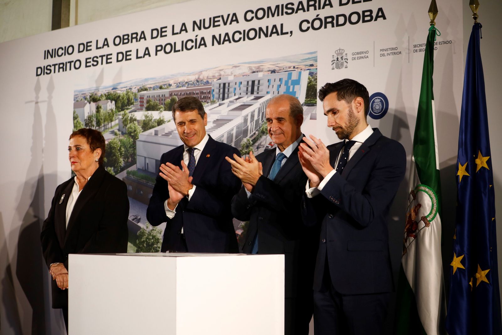 Comienzo de la construcción de la nueva comisaría de Policía Nacional de Córdoba, en imágenes