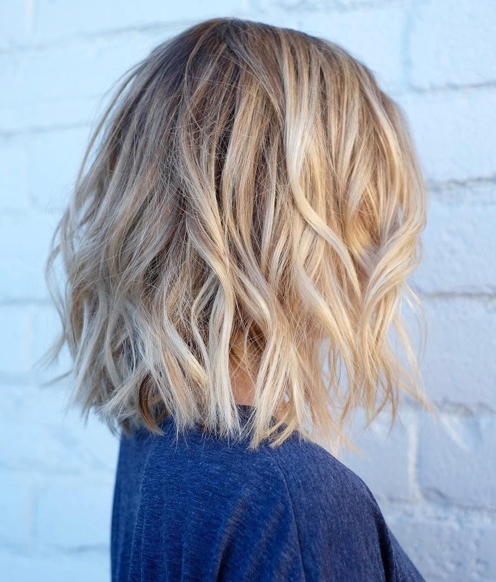 Corte de pelo carré con capas invisibles. Corte de pelo carré con capas invisibles.