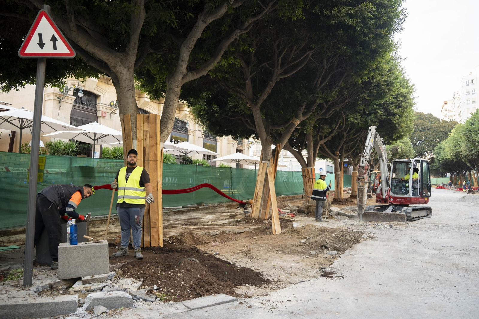 Las imágenes de las obras del paseo de Almería