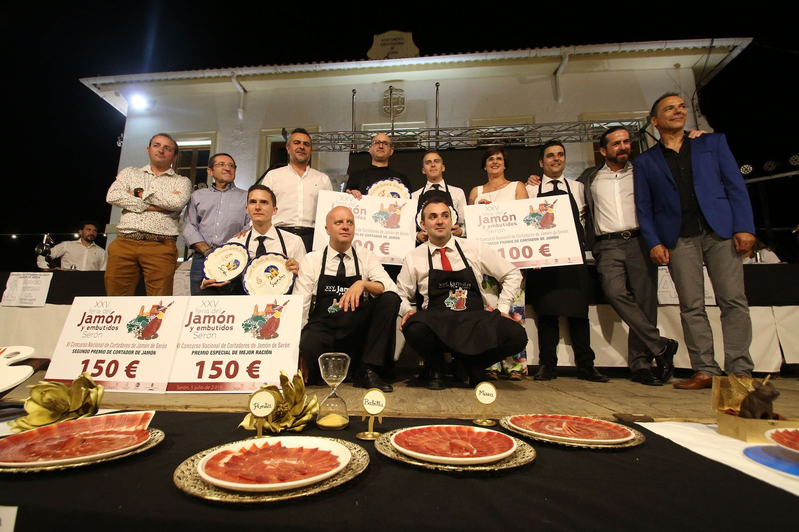 Participantes en el concurso y autoridades, a su finalización.