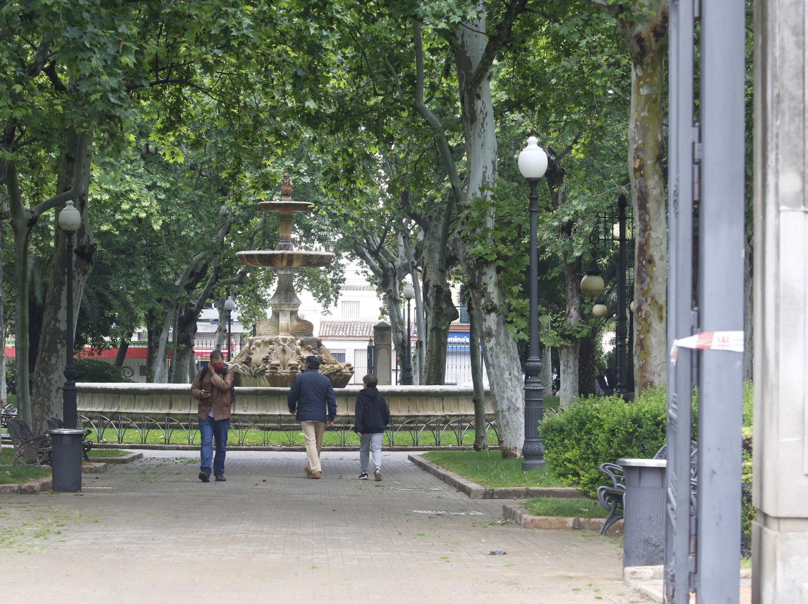 Las imágenes de la vuelta a la calle de los niños cordobeses tras más de 40 días de confinamiento