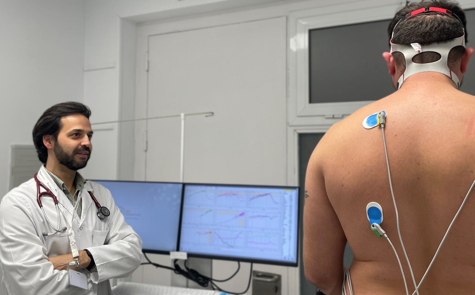 El doctor Morgado realizando una ergoespirometría.