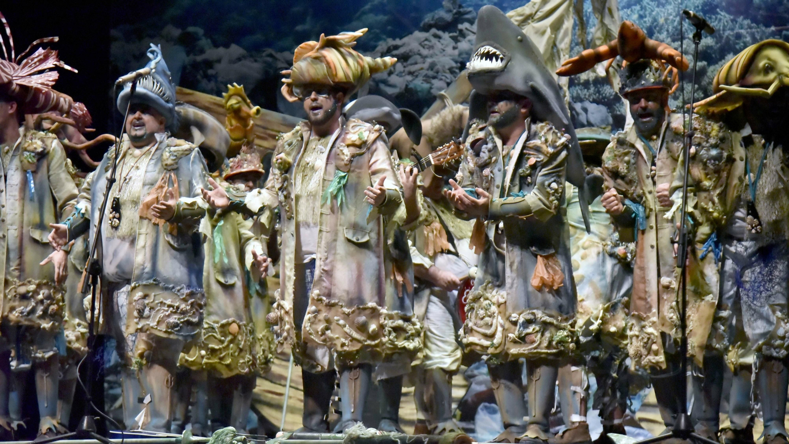 Las mejores fotos de la Gran Final del Concurso de Agrupaciones Carnavalescas de La Línea